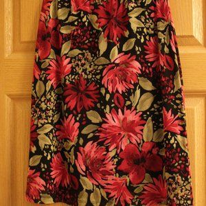Woman's Floral Skirt
